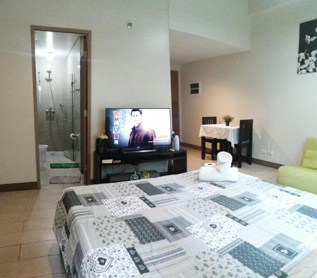 Palm Tree Two Villas Pasay Esterno foto