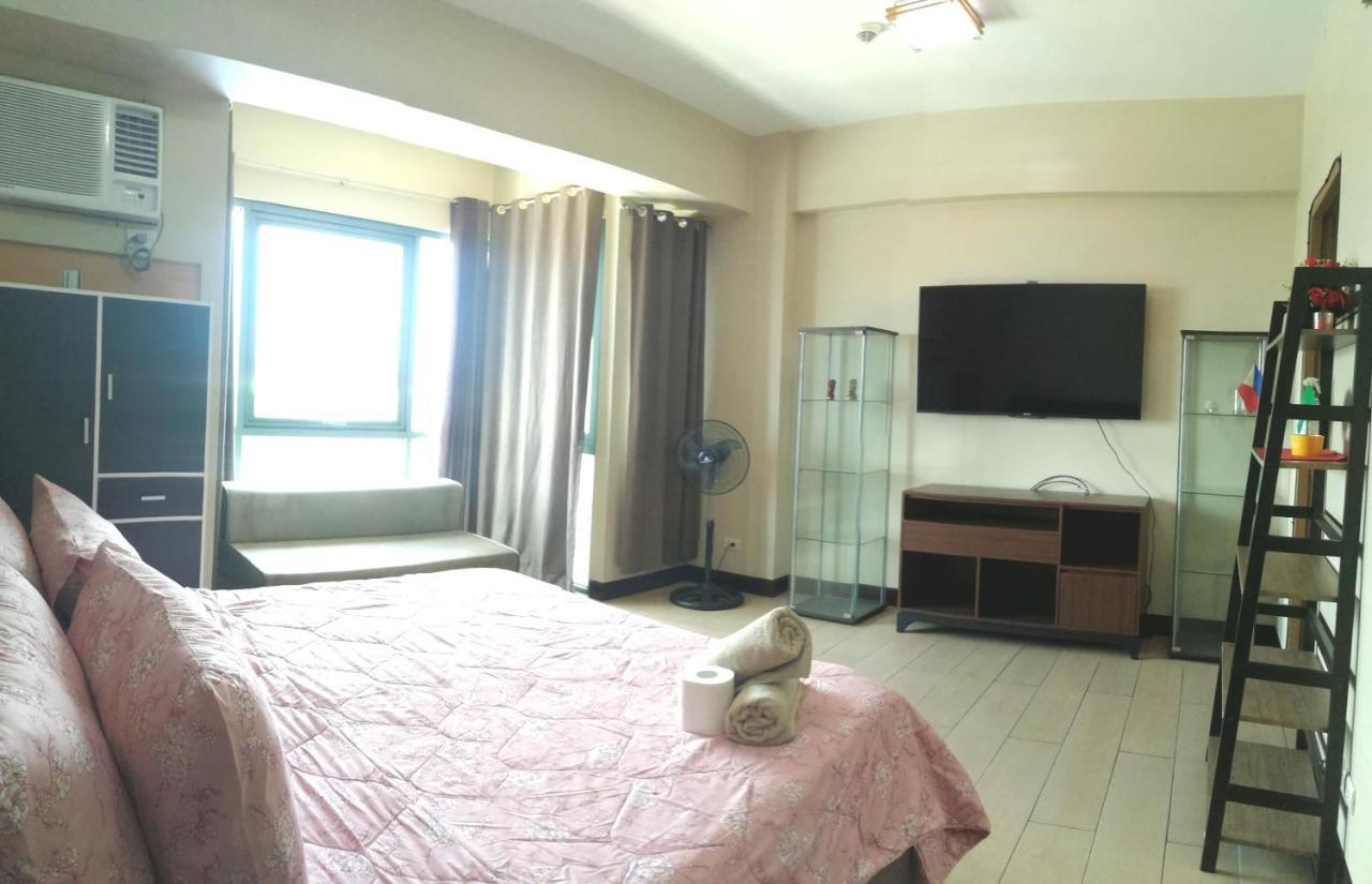Palm Tree Two Villas Pasay Esterno foto