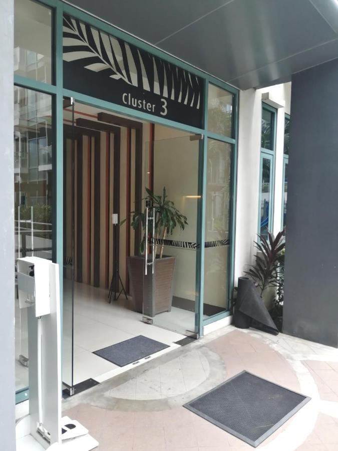 Palm Tree Two Villas Pasay Esterno foto